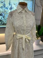 Robe Dentelle Élégance avec Ceinture – Image 20