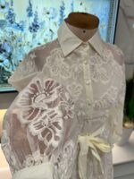 Robe Dentelle Élégance avec Ceinture – Image 18