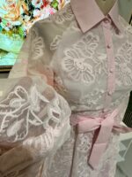 Robe Dentelle Élégance avec Ceinture – Image 2
