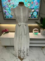 Robe Longue Blanche Dentelle Élégance – Image 4