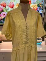 Robe Longue Jaune Pastel Élégance Dentelle – Image 13