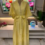Robe Longue Jaune Pastel Élégance Dentelle