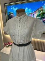 Robe Élégance Dentelle – Col Montant & Ceinture – Image 6